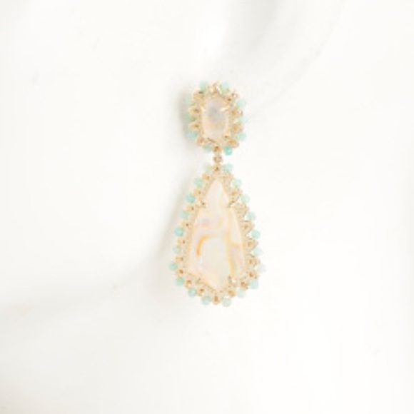 NWT Kendra Scott Beaded Camry Gold Statement Earrings in Iridescent Mix - Picture 3 of 7